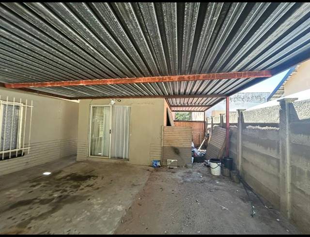 7 BEDROOM HOUSE FOR SALE IN SASOLBURG EXT 3